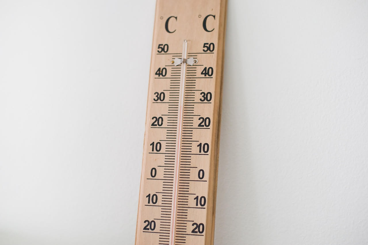 Temperatura salotto: quanti gradi per stare bene